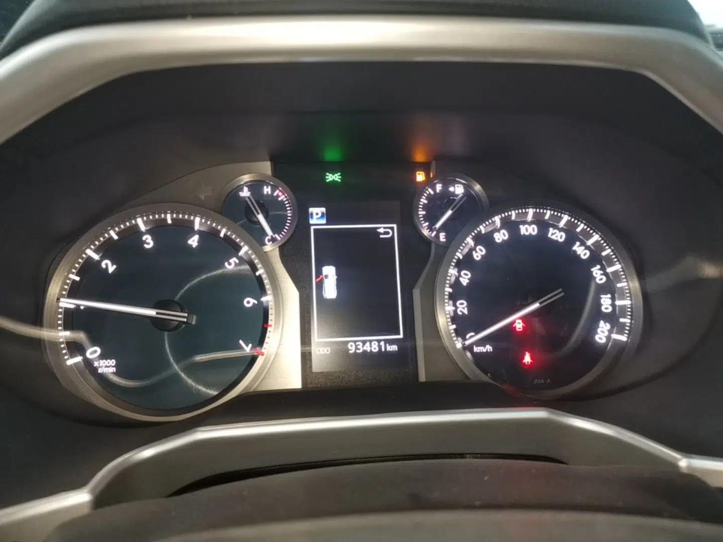 Toyota Prado 2018 3.5L Automatic TX-L with Rear-Mounted Spare Tire — миниатюра 14
