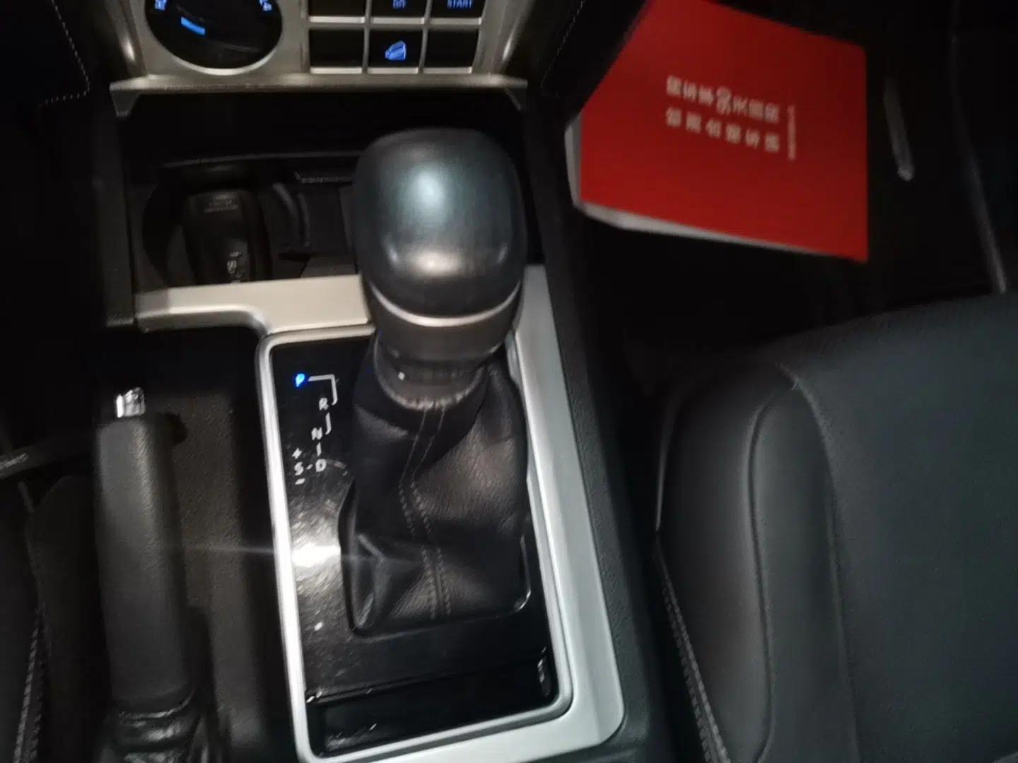 Toyota Prado 2018 3.5L Automatic TX-L with Rear-Mounted Spare Tire — миниатюра 16