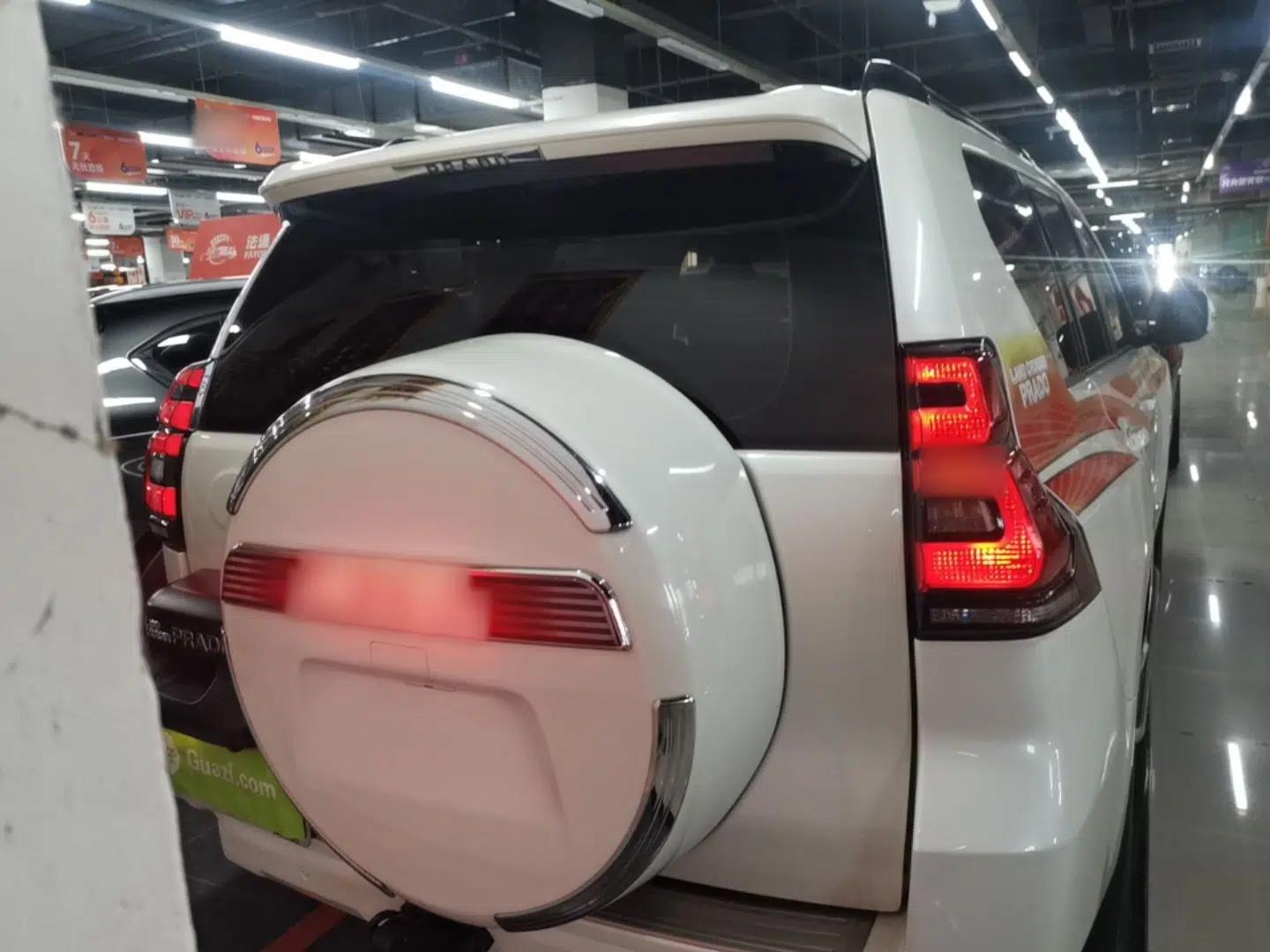 Toyota Prado 2018 3.5L Automatic TX-L with Rear-Mounted Spare Tire — миниатюра 5