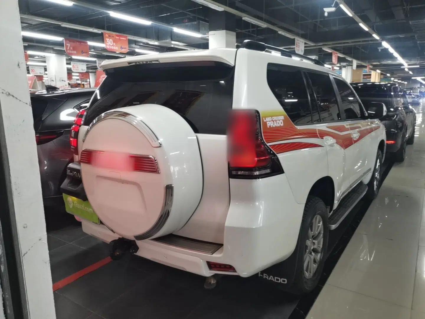 Toyota Prado 2018 3.5L Automatic TX-L with Rear-Mounted Spare Tire — миниатюра 6