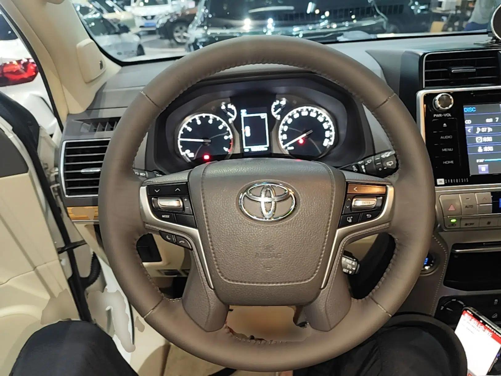 Toyota Prado 2018 3.5L Automatic TX-L NAVI — миниатюра 13