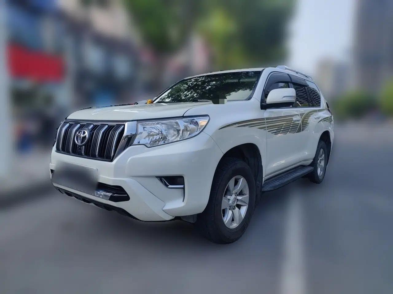 Toyota Prado Prado 3.0T Diesel, Seven-Seater, Automatic (Imported) — миниатюра 1