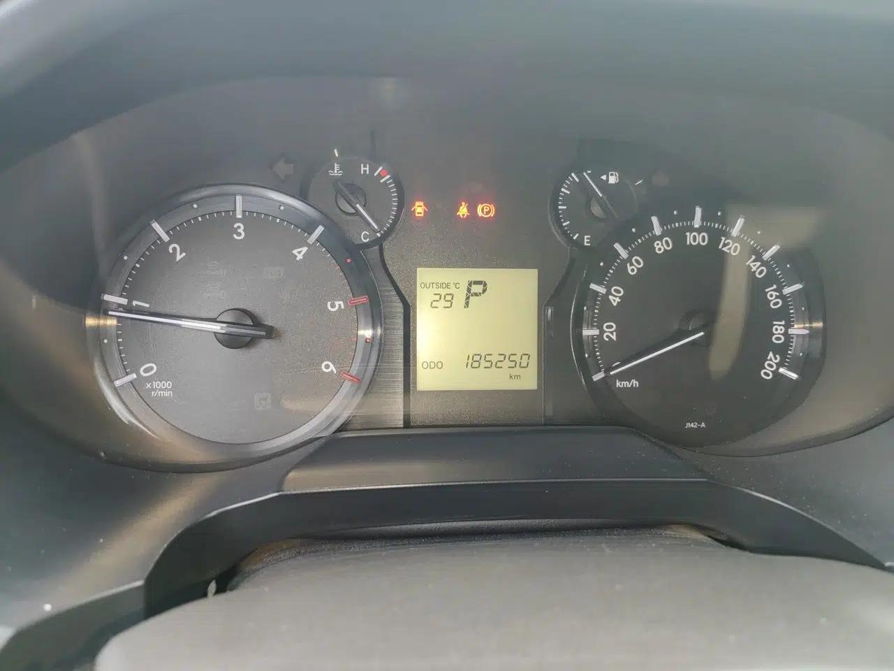 Toyota Prado Prado 3.0T Diesel, Seven-Seater, Automatic (Imported) — миниатюра 11