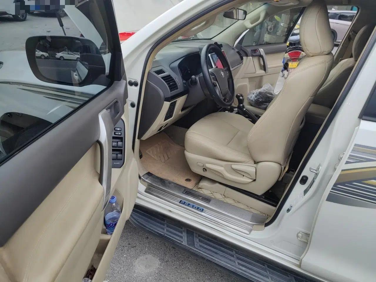 Toyota Prado Prado 3.0T Diesel, Seven-Seater, Automatic (Imported) — миниатюра 16