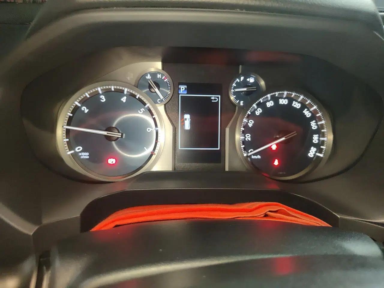 Toyota Prado 2018 3.5L Automatic TX-L with Rear-Mounted Spare Tire — миниатюра 11