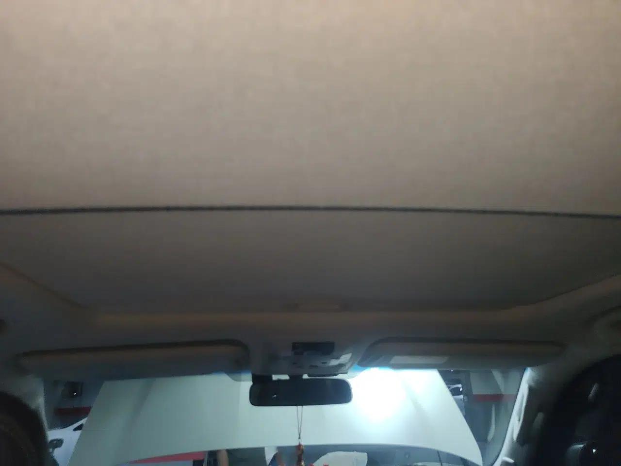 Toyota Prado 2018 3.5L Automatic TX-L with Rear-Mounted Spare Tire — миниатюра 18