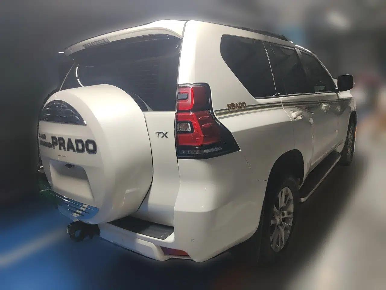 Toyota Prado 2018 3.5L Automatic TX-L with Rear-Mounted Spare Tire — миниатюра 6