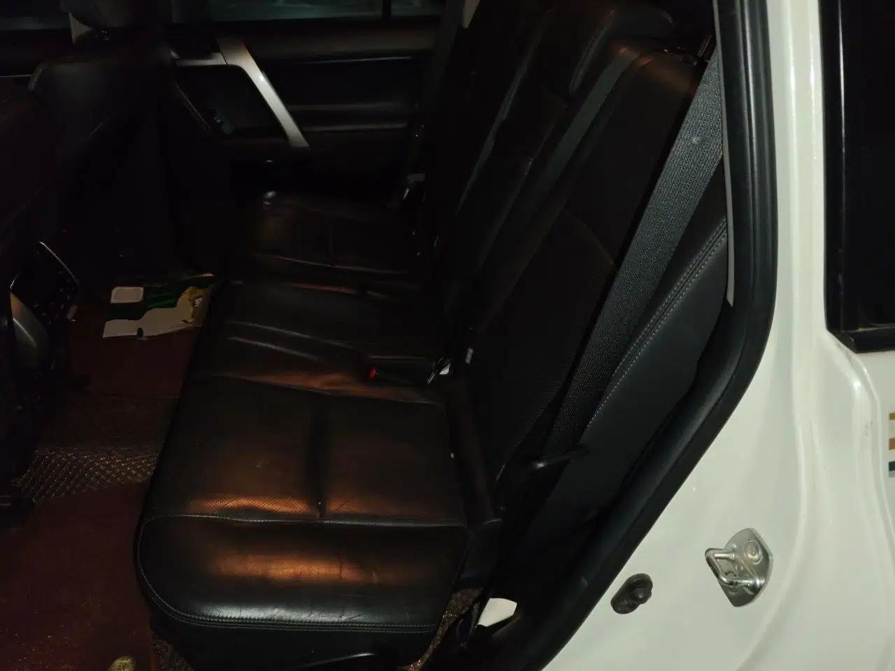 Toyota Prado 2018 3.5L Automatic TX-L NAVI — миниатюра 17
