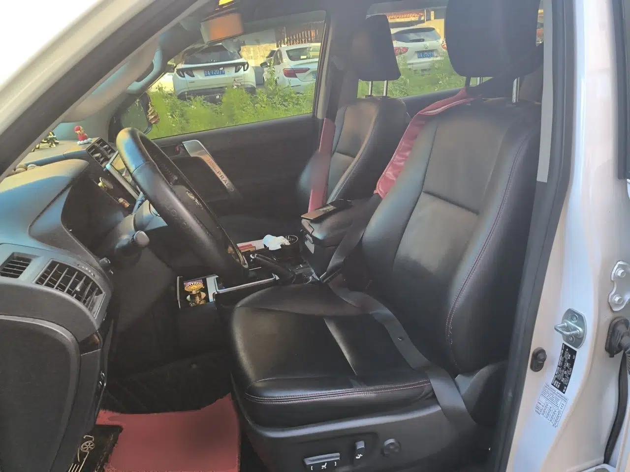 Toyota Prado Toyota Prado 2019, 2.7L automatic, 7-seater (parallel import) — миниатюра 15