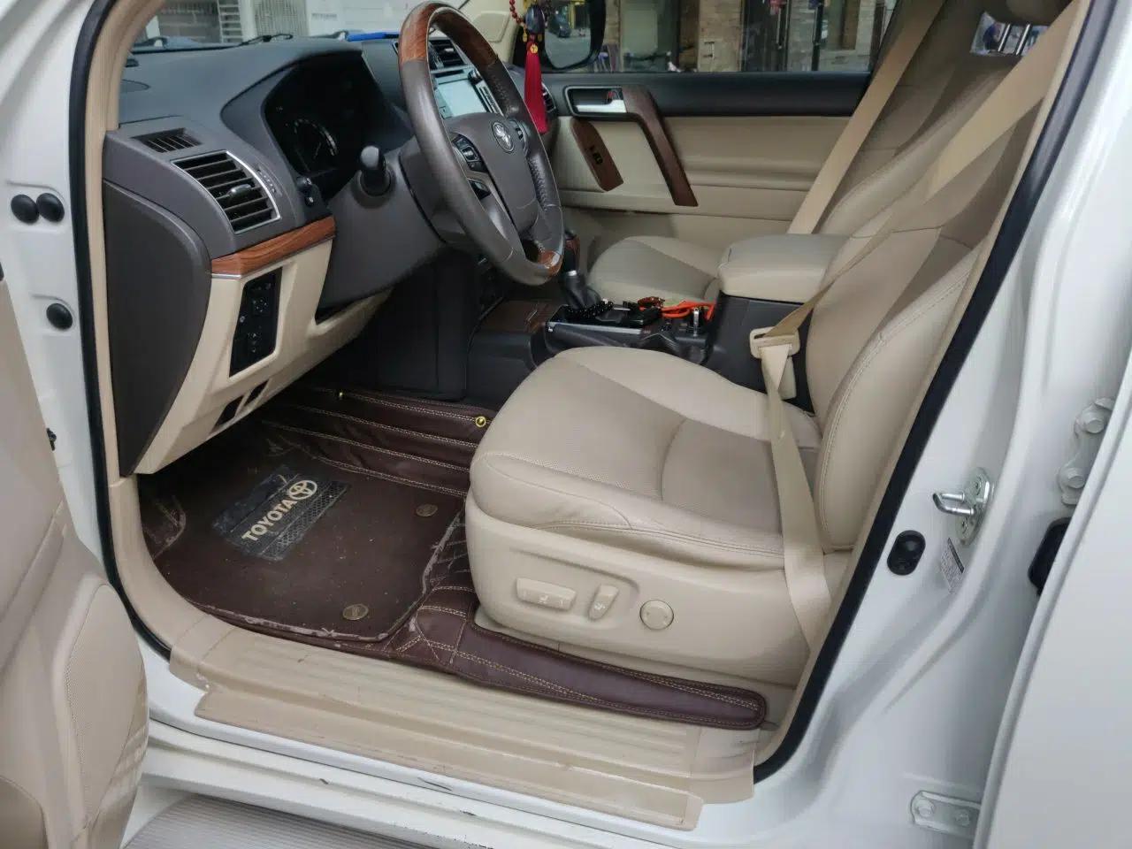 Toyota Prado 2018 3.5L Automatic TX-L — миниатюра 15