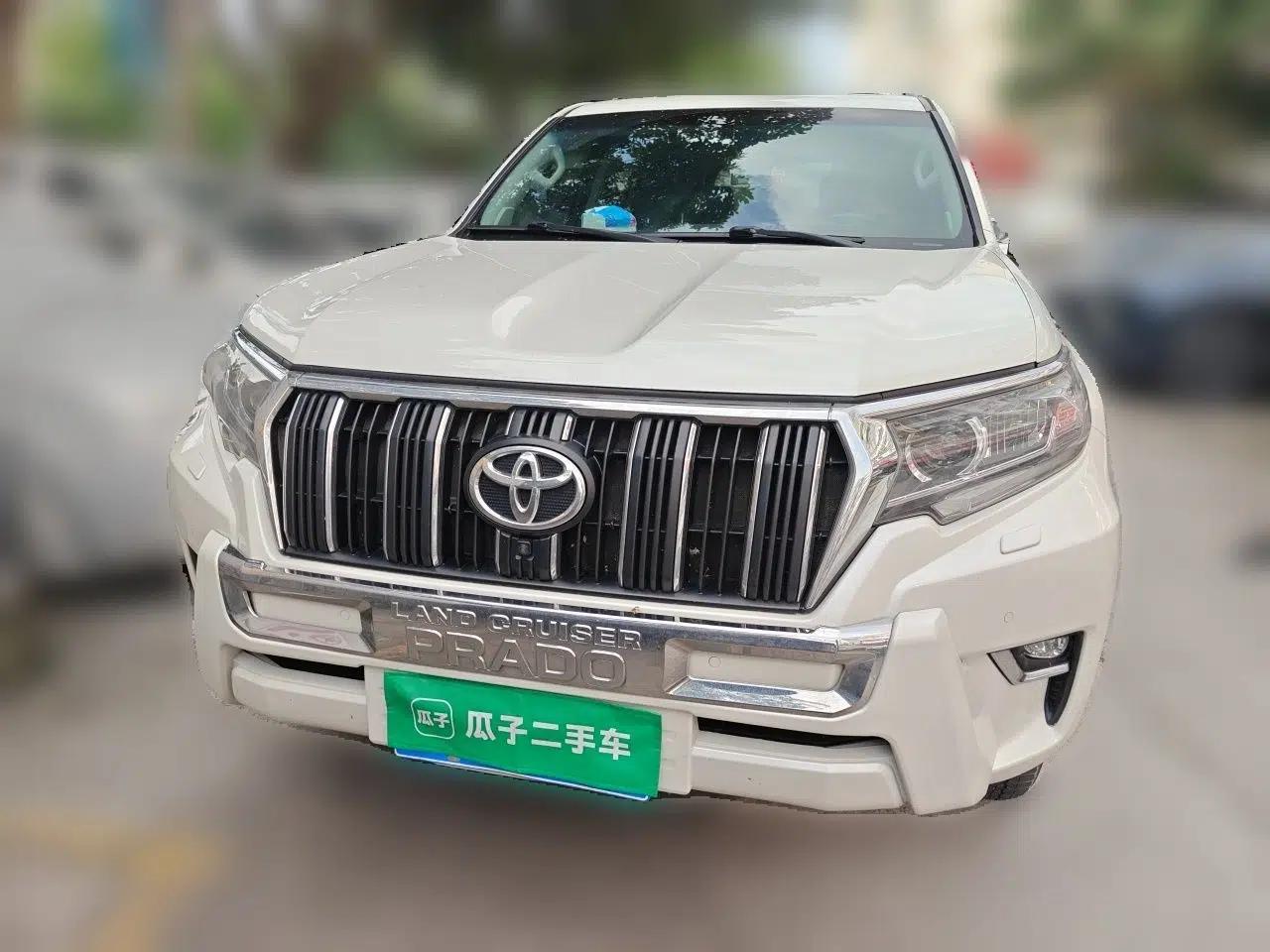 Toyota Prado 2019 3.5L Automatic TX-L Deluxe Edition with Rear-Mounted Spare Tire — миниатюра 2