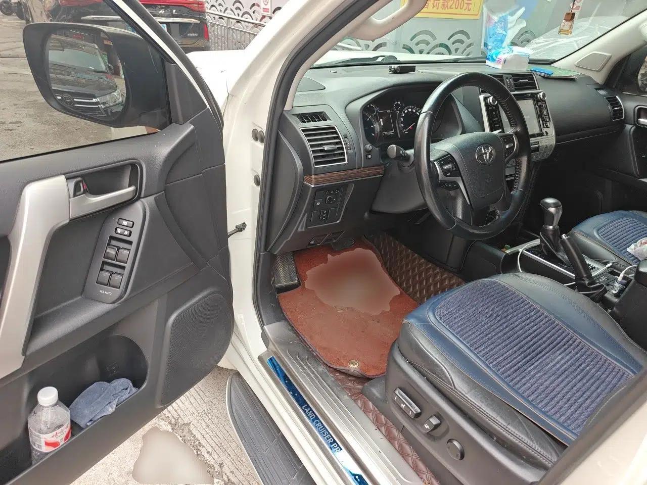Toyota Prado 2019 3.5L Automatic TX-L Deluxe Edition with Rear-Mounted Spare Tire — миниатюра 16