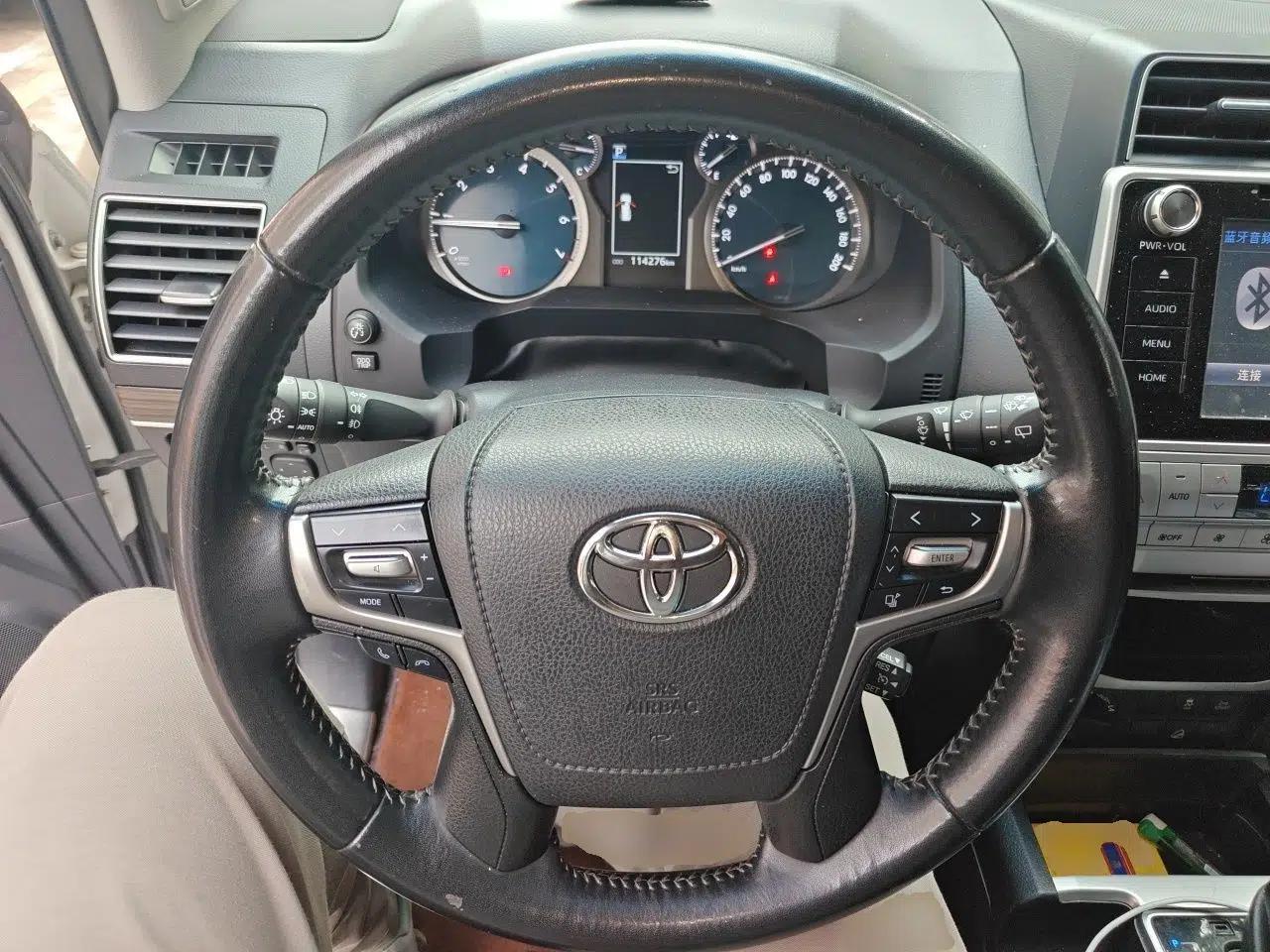Toyota Prado 2019 3.5L Automatic TX-L Deluxe Edition with Rear-Mounted Spare Tire — миниатюра 10