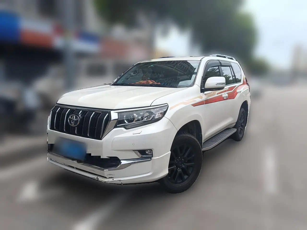 Toyota Prado 2019 3.5L Automatic TX-L Deluxe Edition with Rear-Mounted Spare Tire — миниатюра 1