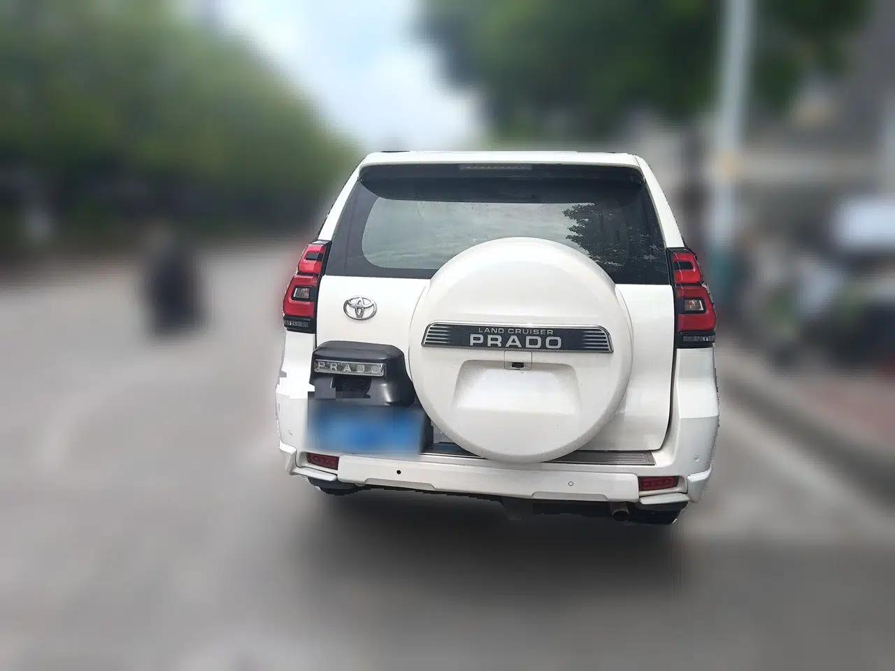 Toyota Prado 2019 3.5L Automatic TX-L Deluxe Edition with Rear-Mounted Spare Tire — миниатюра 5