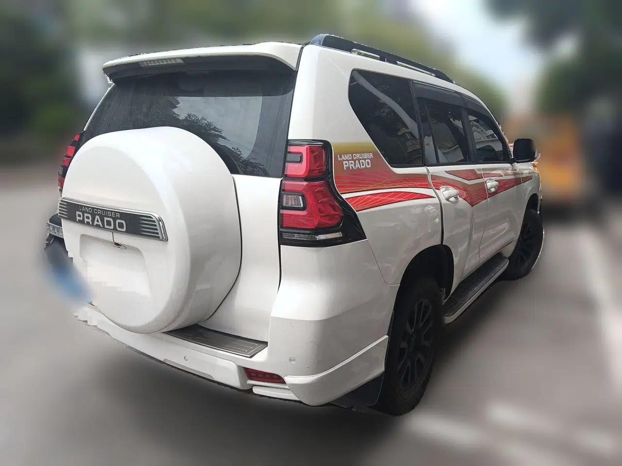 Toyota Prado 2019 3.5L Automatic TX-L Deluxe Edition with Rear-Mounted Spare Tire — миниатюра 6