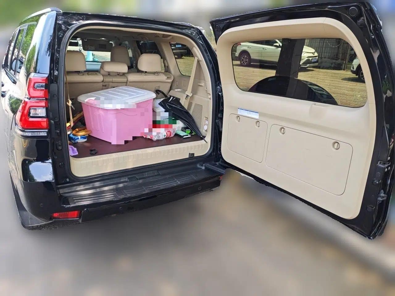 Toyota Prado Prado (parallel import) 2023 model, 4.0L, 7 seats, 9 airbags, sunroof, 7‑seat configuration, rear-mounted spare tire — миниатюра 19