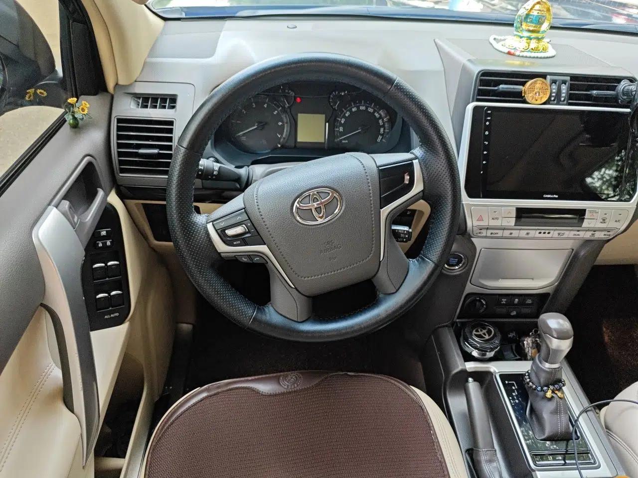 Toyota Prado Prado (parallel import) 2023 model, 4.0L, 7 seats, 9 airbags, sunroof, 7‑seat configuration, rear-mounted spare tire — миниатюра 10