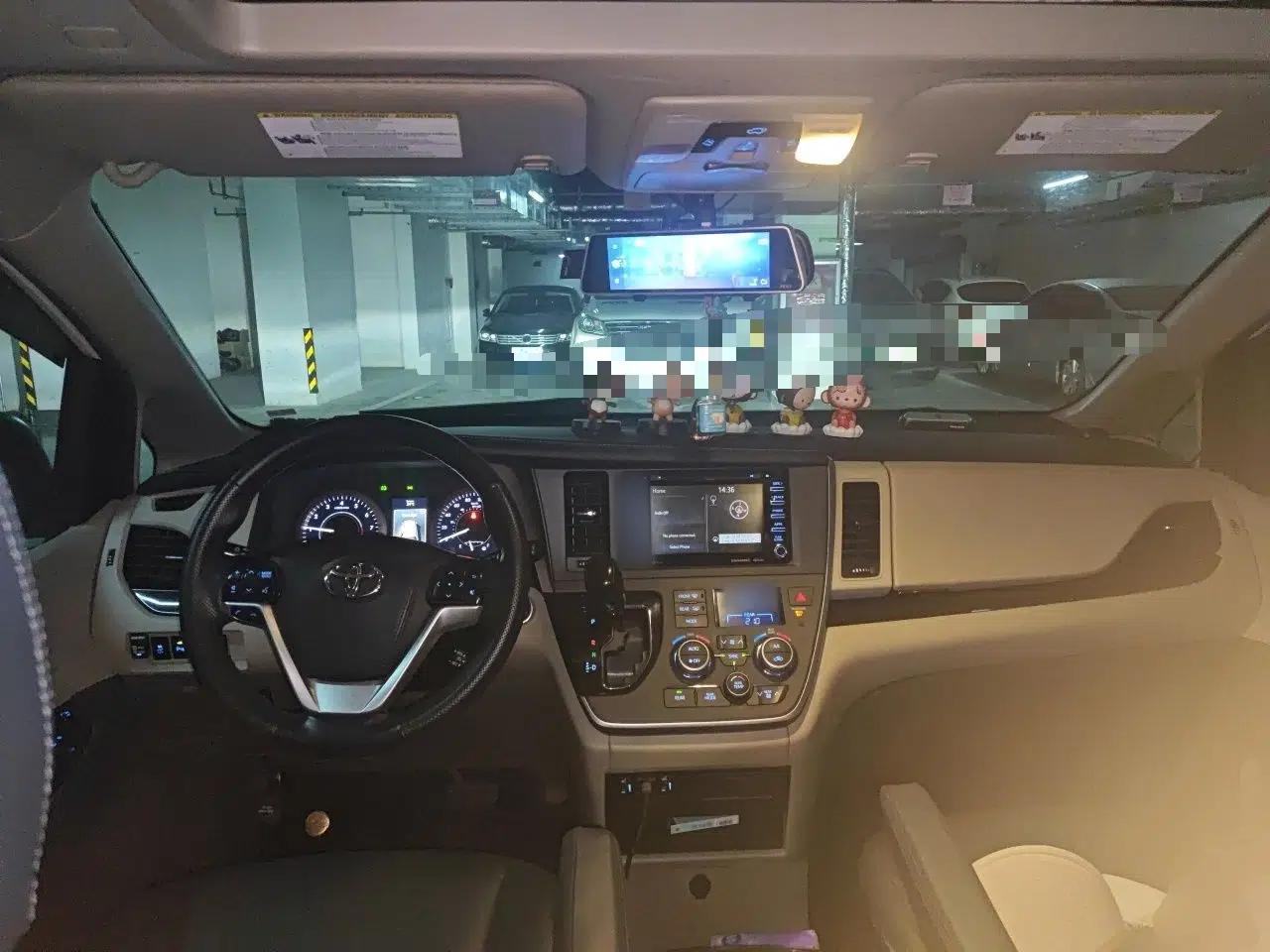 Toyota SIENNA 2019 3.5L Two-Wheel Drive XLE 7 Seats U.S. Specification — миниатюра 9