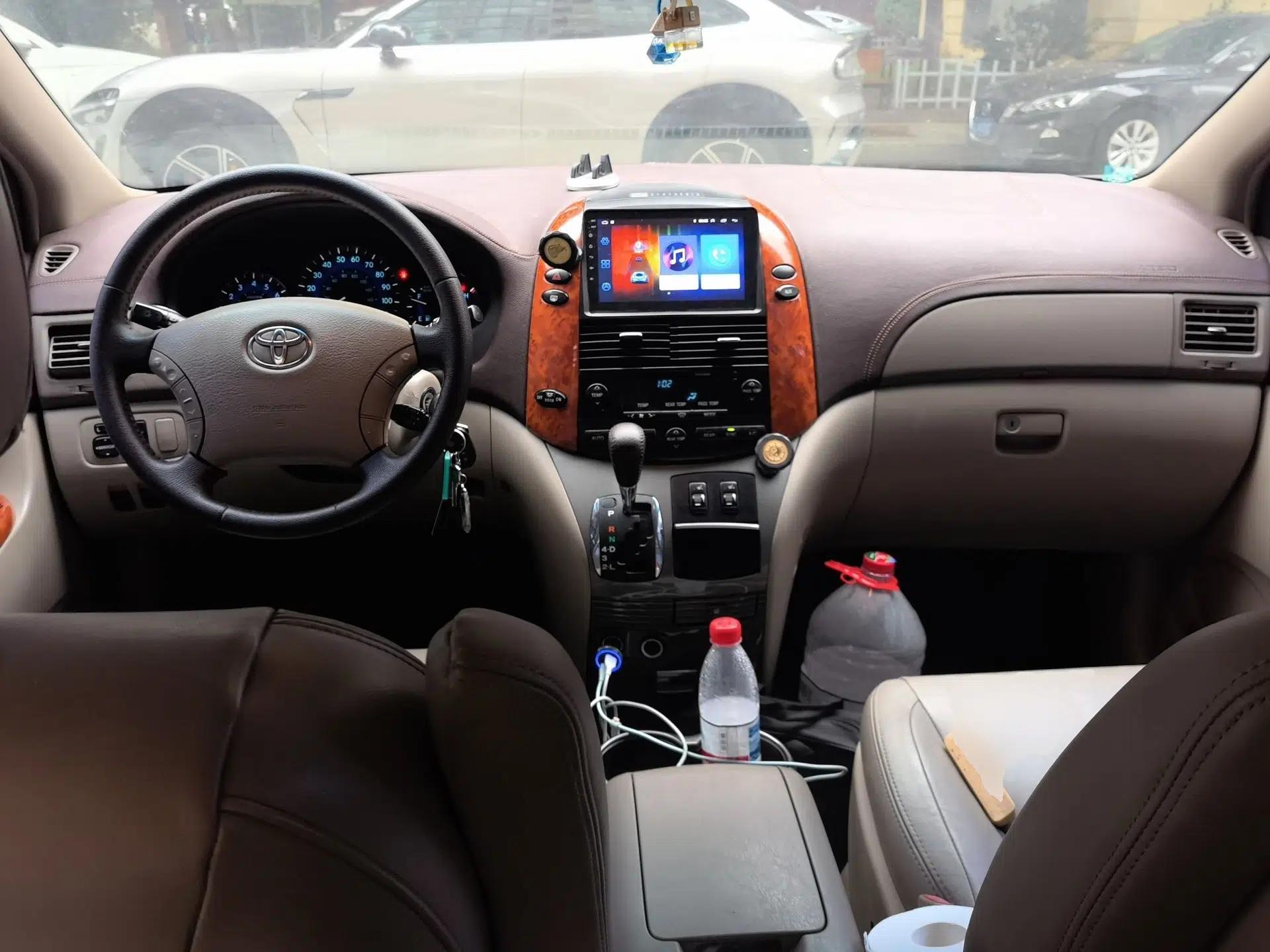 Toyota SIENNA 2009 3.5 automatic 7-seater parallel import — миниатюра 9