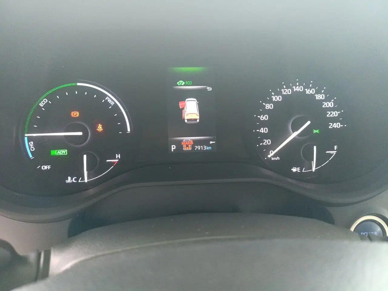 Toyota SIENNA 2021 2.5L Hybrid Premium Edition — миниатюра 11