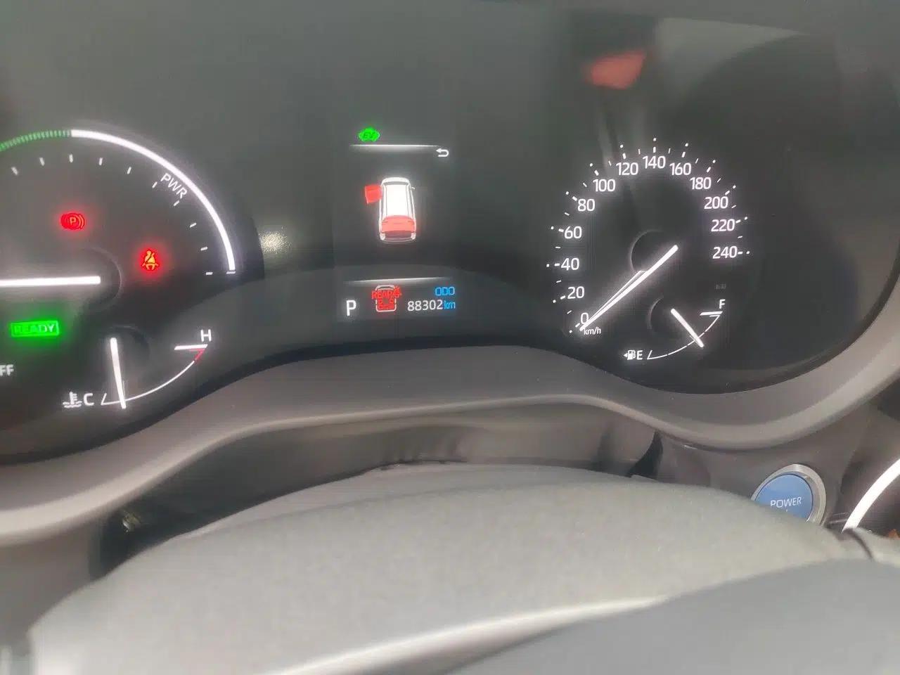 Toyota SIENNA 2021 2.5L Hybrid Premium Edition — миниатюра 11