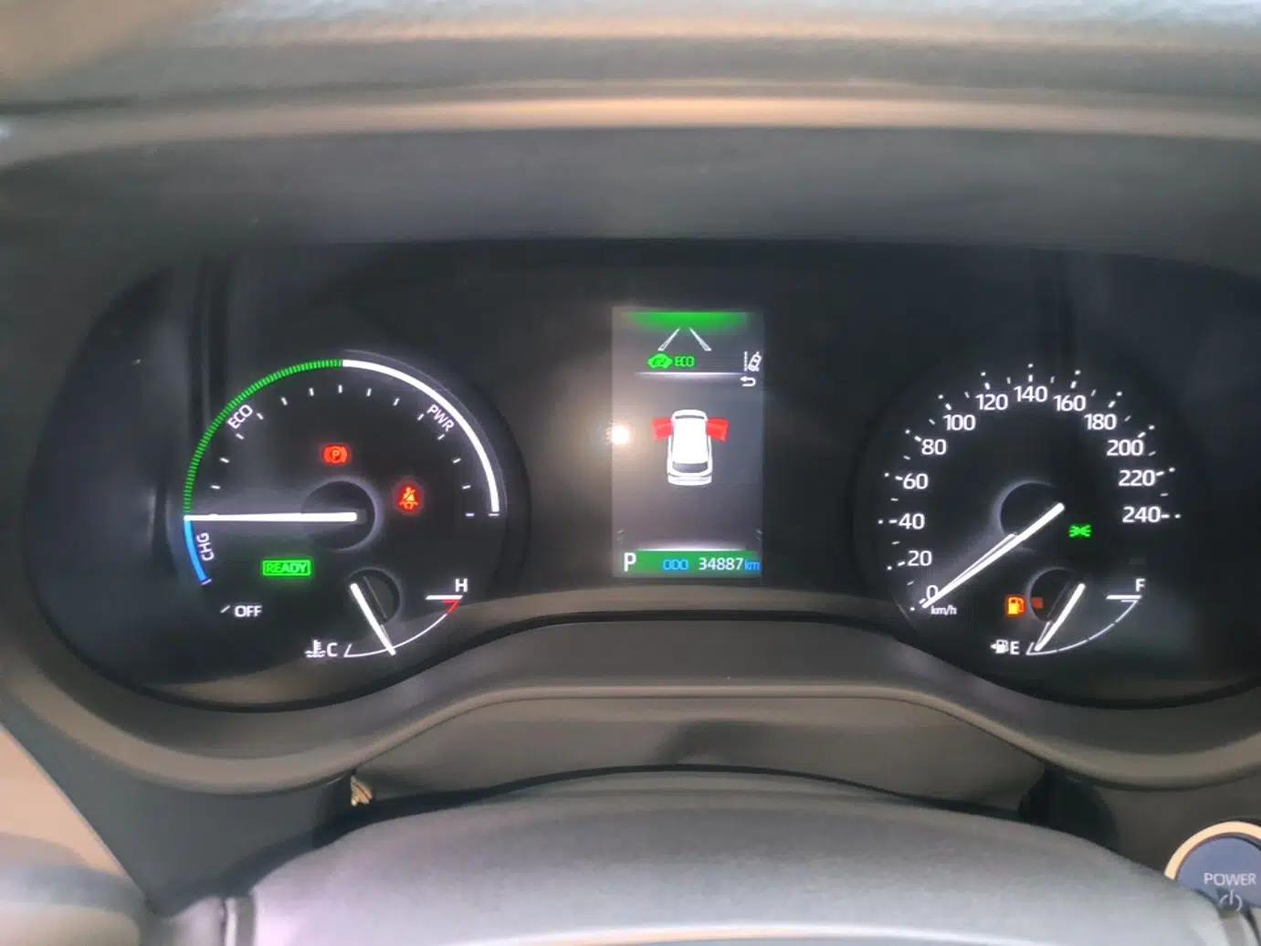 Toyota SIENNA 2023 2.5L Hybrid Comfort Edition — миниатюра 14
