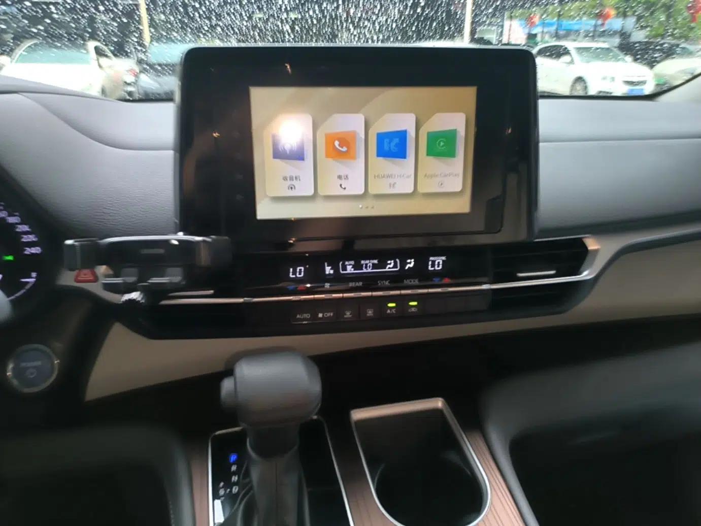 Toyota SIENNA 2023 2.5L Hybrid Comfort Edition — миниатюра 15