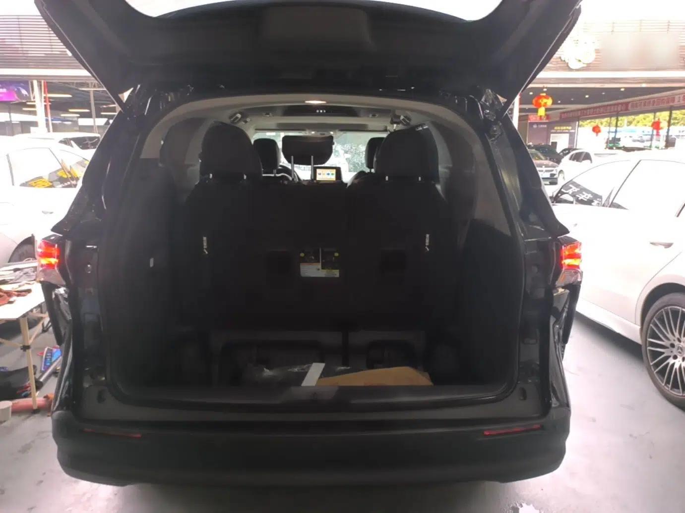 Toyota SIENNA 2023 2.5L Hybrid Comfort Edition — миниатюра 22