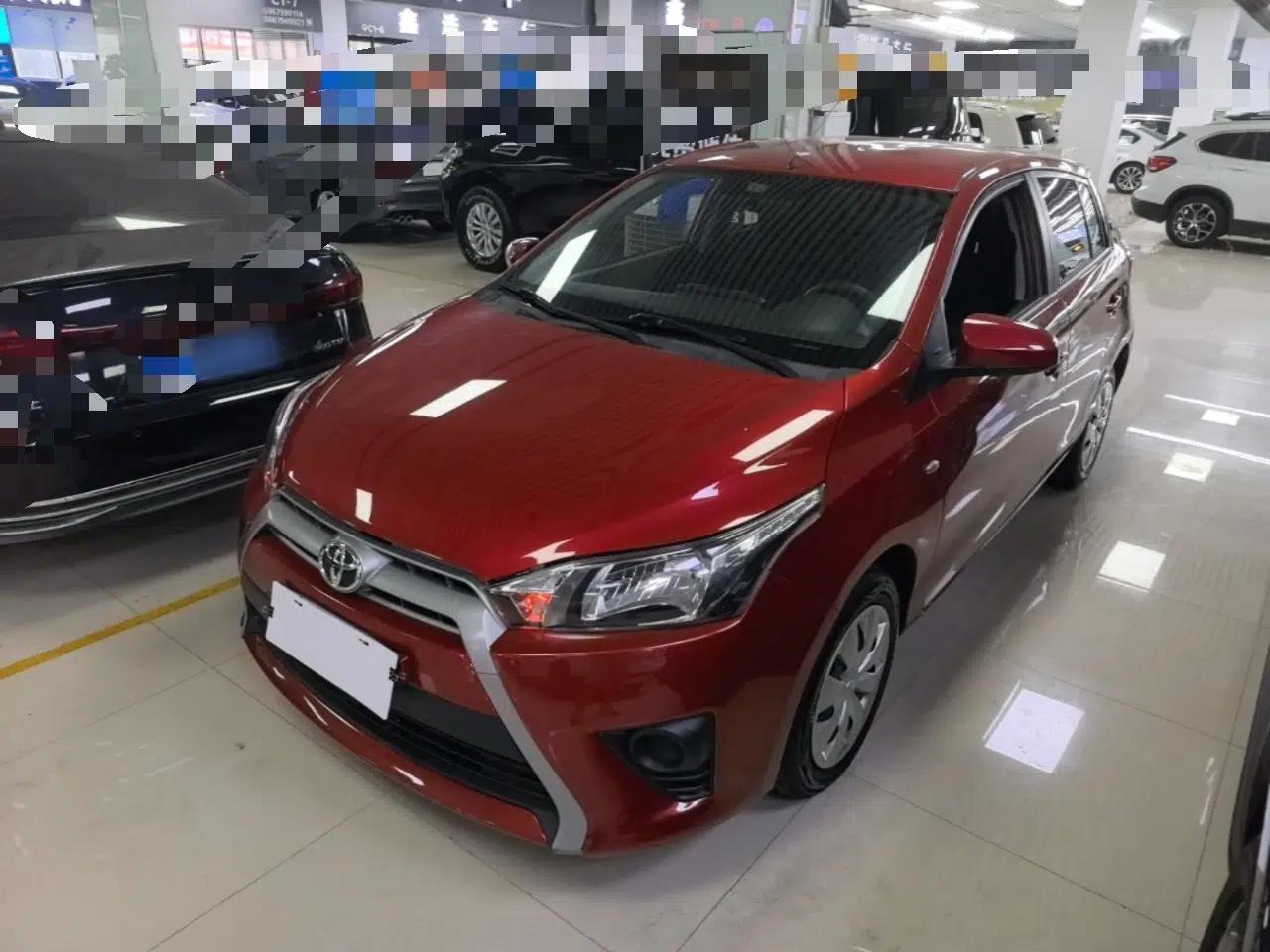 Toyota YARiS L Zhi Xuan 2015 1.5E Automatic Charm Edition — миниатюра 1