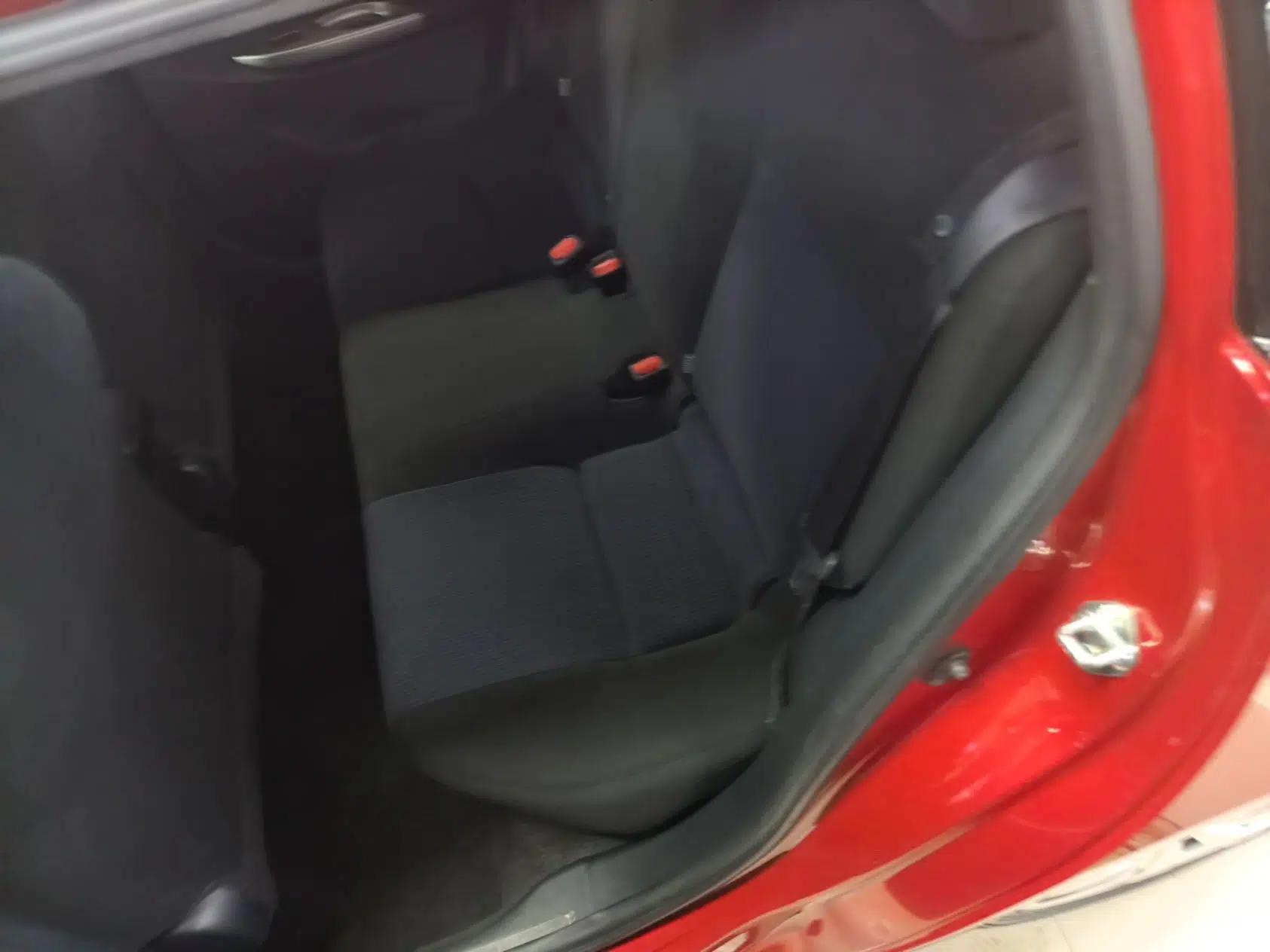 Toyota YARiS L Zhi Xuan 2015 1.5E Automatic Charm Edition — миниатюра 20