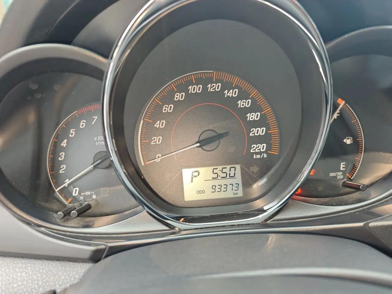 Toyota YARiS L Zhi Xuan 2020 1.5L CVT Leading Edition — миниатюра 11