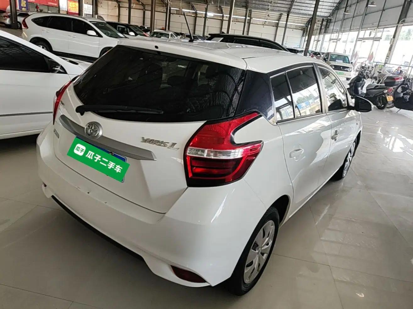 Toyota YARiS L Zhi Xuan 2016 Revised 1.5E CVT Charming Edition — миниатюра 6
