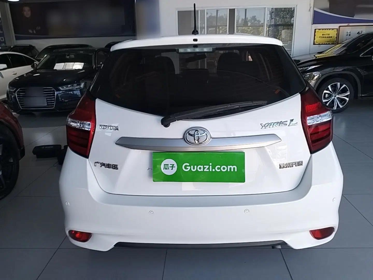 Toyota YARiS L Zhi Xuan 2016 Revised 1.5E CVT Charming Edition — миниатюра 5