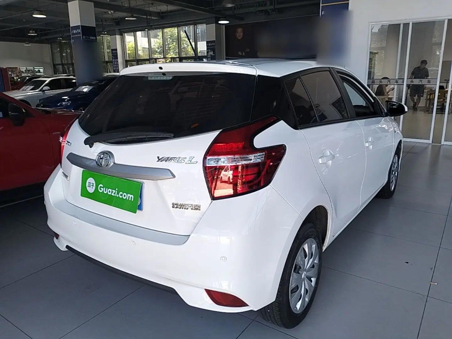 Toyota YARiS L Zhi Xuan 2016 Revised 1.5E CVT Charming Edition — миниатюра 6