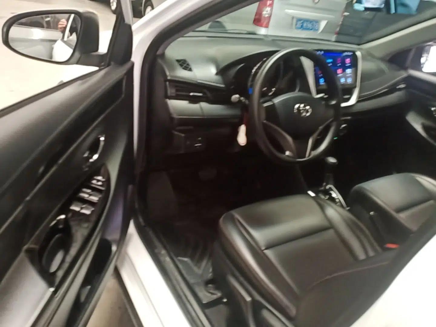 Toyota YARiS L Zhi Xuan 2020 X-Trail X 1.5L CVT Luxury Edition — миниатюра 18
