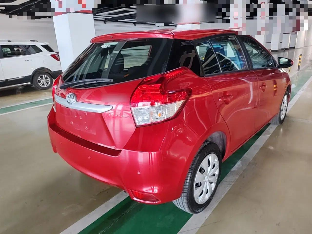 Toyota YARiS L Zhi Xuan 2015 1.5E Automatic Charm Edition — миниатюра 6