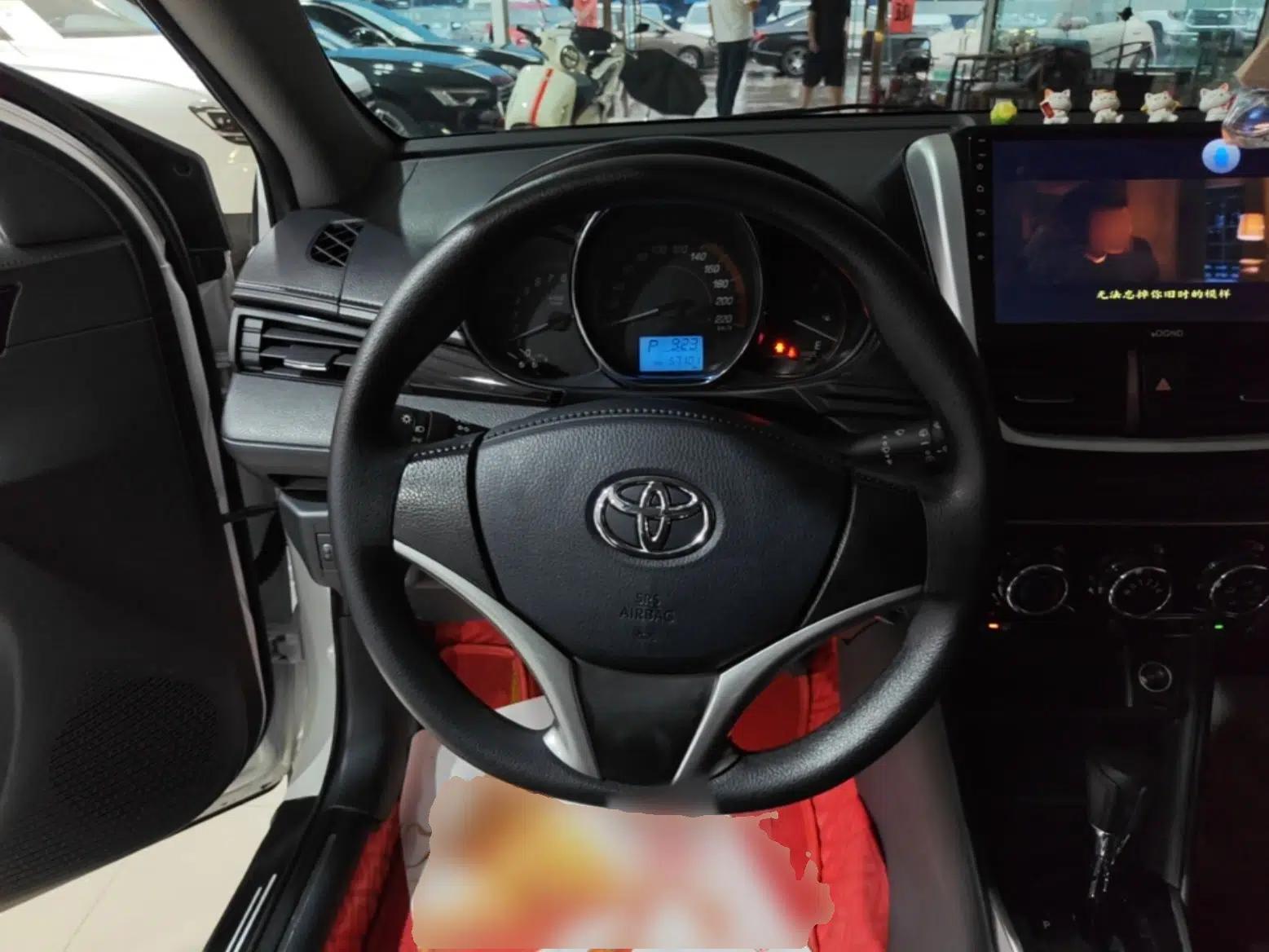 Toyota YARiS L Zhi Xuan 2021 X-Trail 1.5L CVT Luxury Edition — миниатюра 13