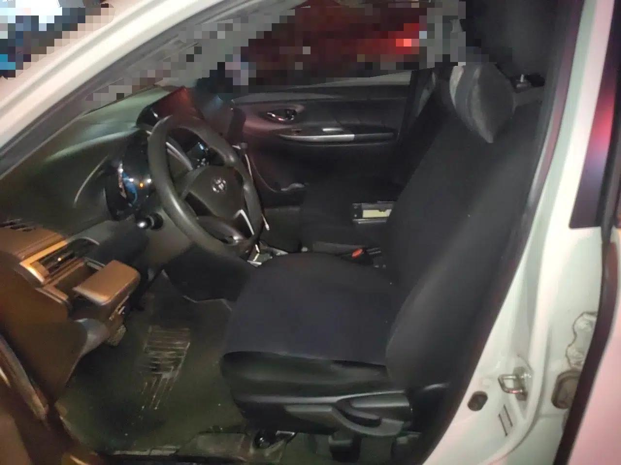 Toyota YARiS L Zhi Xuan 2015 1.5E Automatic Charm Edition — миниатюра 15