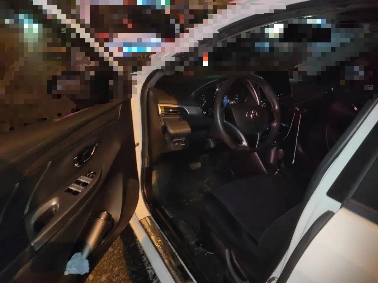 Toyota YARiS L Zhi Xuan 2015 1.5E Automatic Charm Edition — миниатюра 16