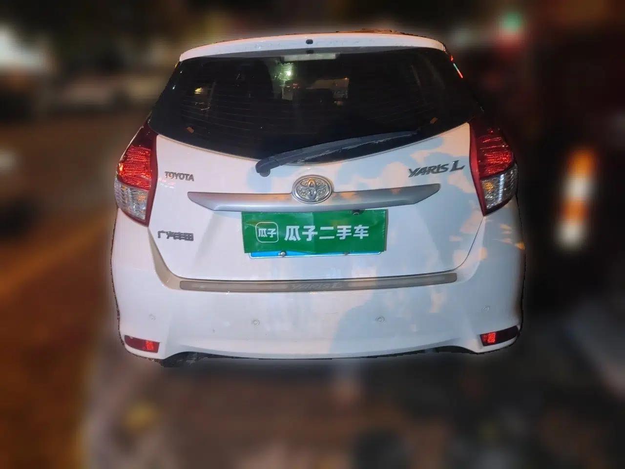 Toyota YARiS L Zhi Xuan 2015 1.5E Automatic Charm Edition — миниатюра 5