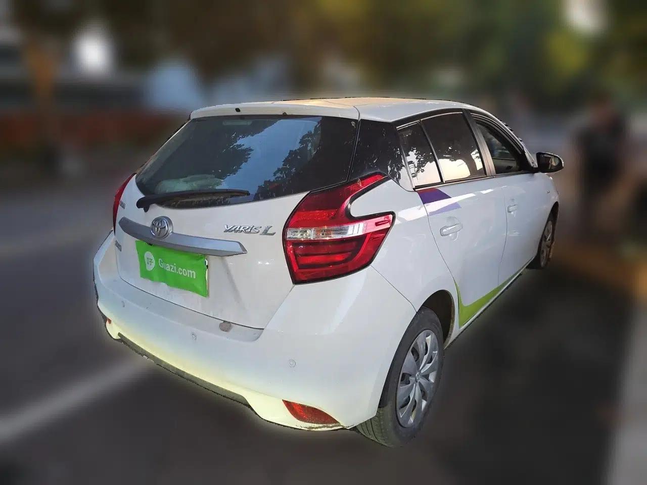 Toyota YARiS L Zhi Xuan 2016 Revised 1.5E CVT Charming Edition — миниатюра 6