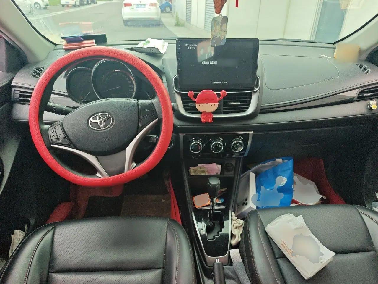 Toyota YARiS L Zhi Xuan 2022 X-Trail 1.5L CVT Luxury PLUS Edition — миниатюра 9