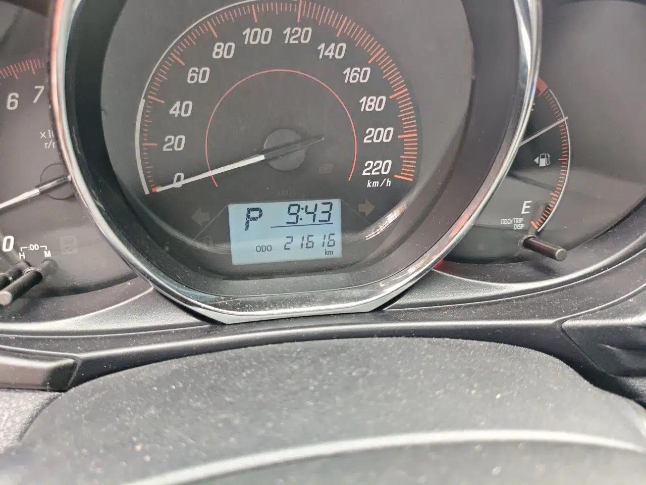 Toyota YARiS L Zhi Xuan 2020 1.5L CVT Leading Edition — миниатюра 12