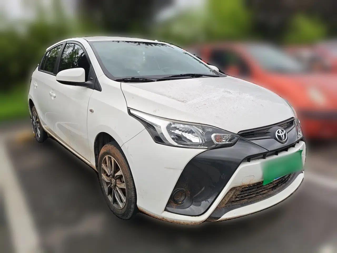 Toyota YARiS L Zhi Xuan 2020 1.5L CVT Leading Edition — миниатюра 3