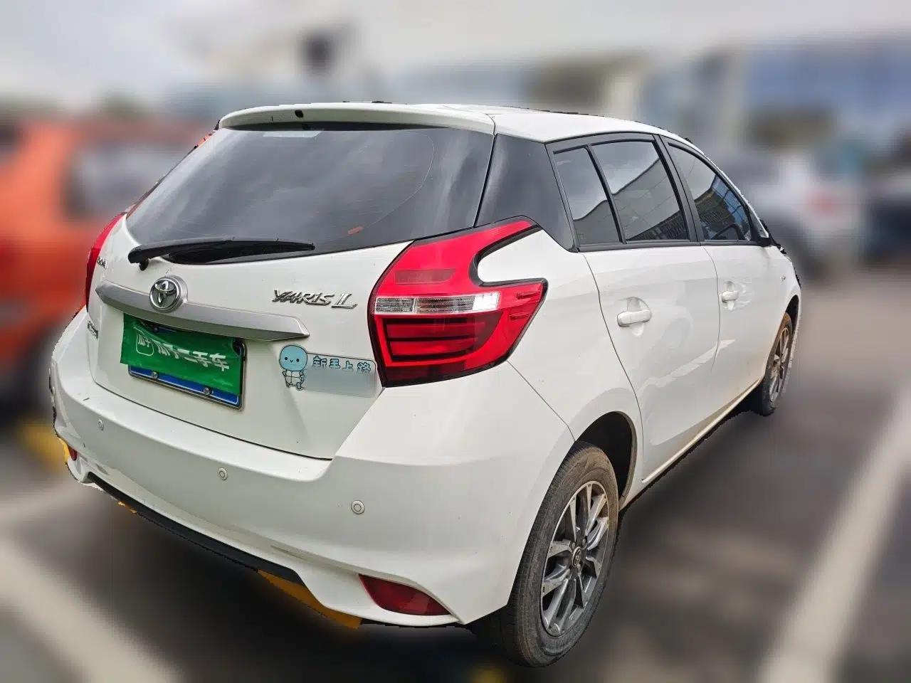 Toyota YARiS L Zhi Xuan 2020 1.5L CVT Leading Edition — миниатюра 6
