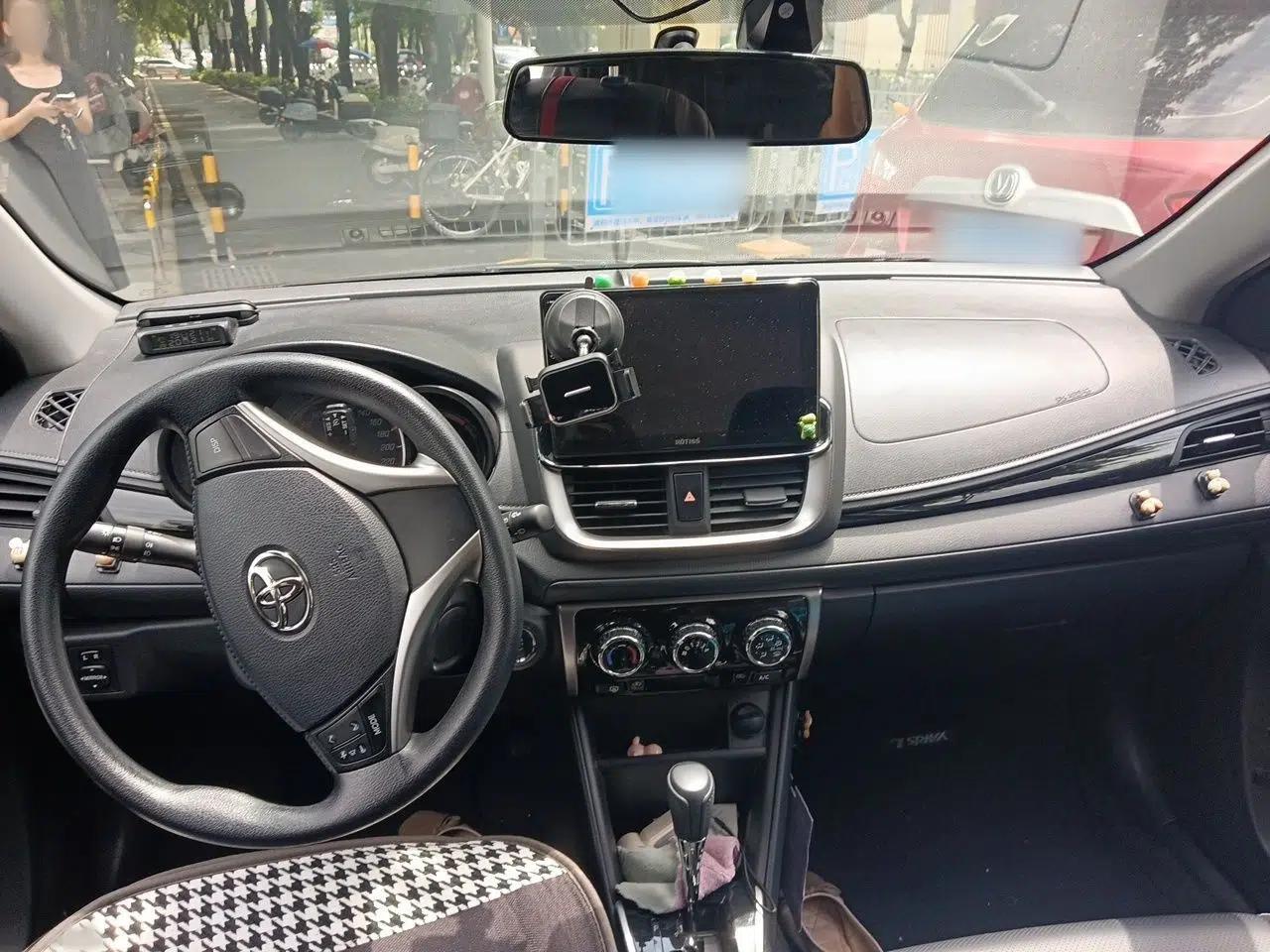 Toyota YARiS L Zhi Xuan 2021 X-Trail 1.5L CVT Luxury Edition — миниатюра 18