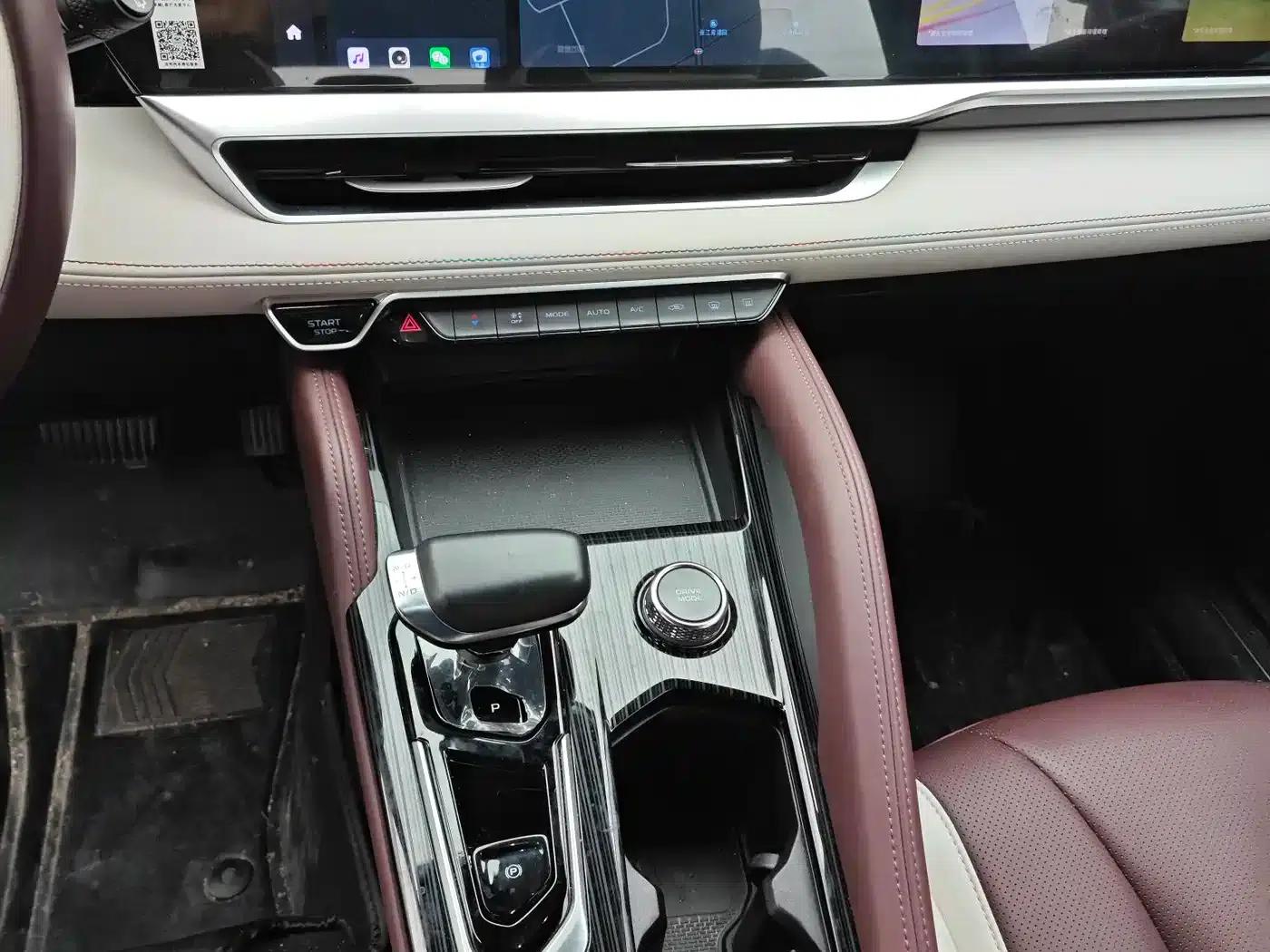 Geely Xingyue L 2024 2.0TD DCT EVO 2WD Luxury Edition — миниатюра 15