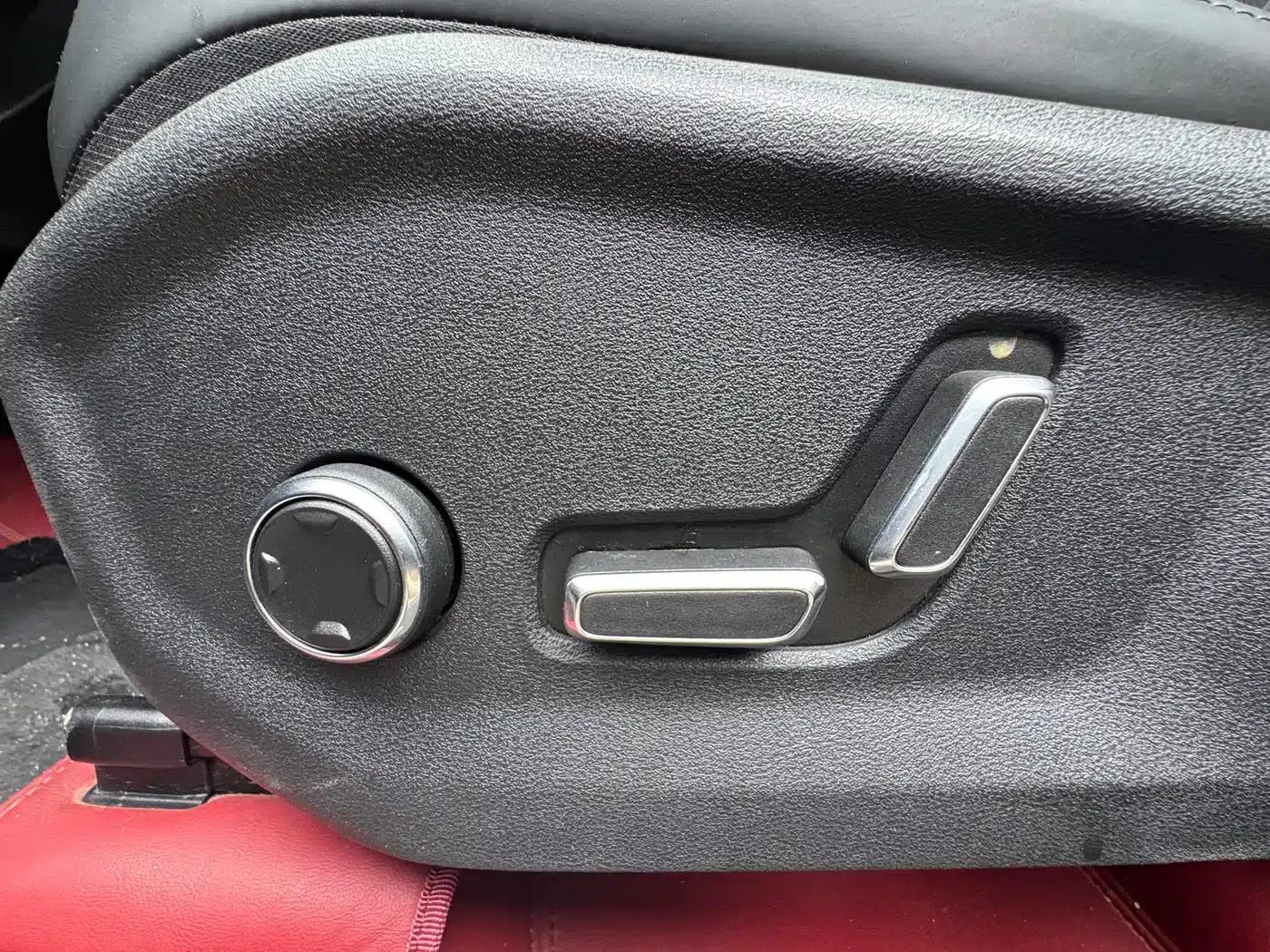 Geely Xingyue L 2024 2.0TD DCT EVO 2WD Comfort Model — миниатюра 19