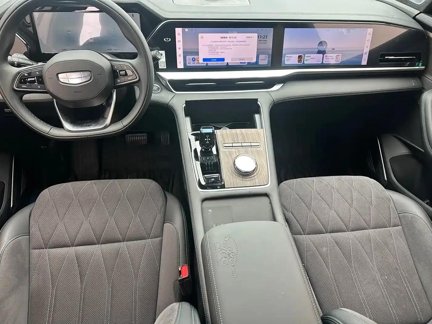 Geely Xingyue L 2025 Oriental Radiance 2.0TD Automatic Star Edition — миниатюра 7